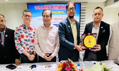 প্রবীণদের যত্নে নবীনদের এগিয়ে আসতে হবে: চসিক মেয়র