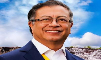 কলম্বিয়ার প্রেসিডেন্ট গুস্তাভো পেত্রো পাগল 
