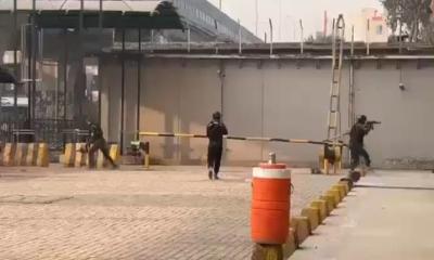 পাকিস্তানে আধাসামরিক বাহিনীর সদর দপ্তরে বন্দুকধারীদের হামলা