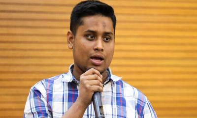 ফেসবুক থেকে আয়ের পরিমাণ জানালেন হাসনাত