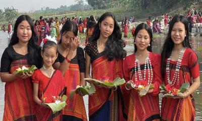 নদীতে ফুল ভাসিয়ে বিজু উৎসব শুরু, পাহাড়ে মঙ্গল ও শান্তি কামনা