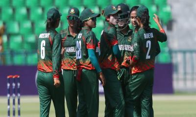 নাটকীয়তার পর নারী বিশ্বকাপের মূলপর্বে বাংলাদেশ