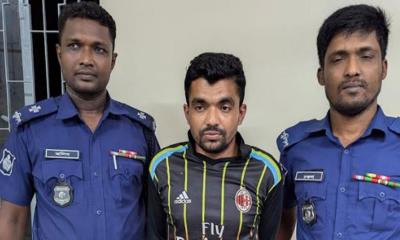 ঝিকরগাছায় বিদেশি পিস্তলসহ যুবক আটক