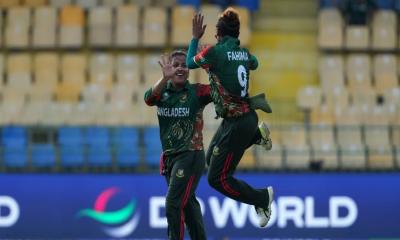 পাকিস্তানকে হারিয়ে বিশ্বকাপ শুরু বাংলাদেশের