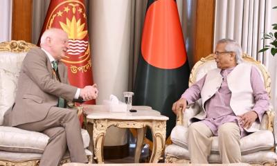 নির্বাচনের আগে অন্যতম বড় চ্যালেঞ্জ ভ্রান্ত তথ্য: ড. ইঊনূস