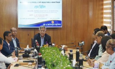 চট্টগ্রাম বন্দরে প্রতিটি জায়গায় চাঁদাবাজি, প্রতিদিন ওঠে আড়াই কোটি